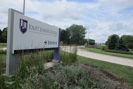 2 Joliet Junior College trustees file lawsuit against the college