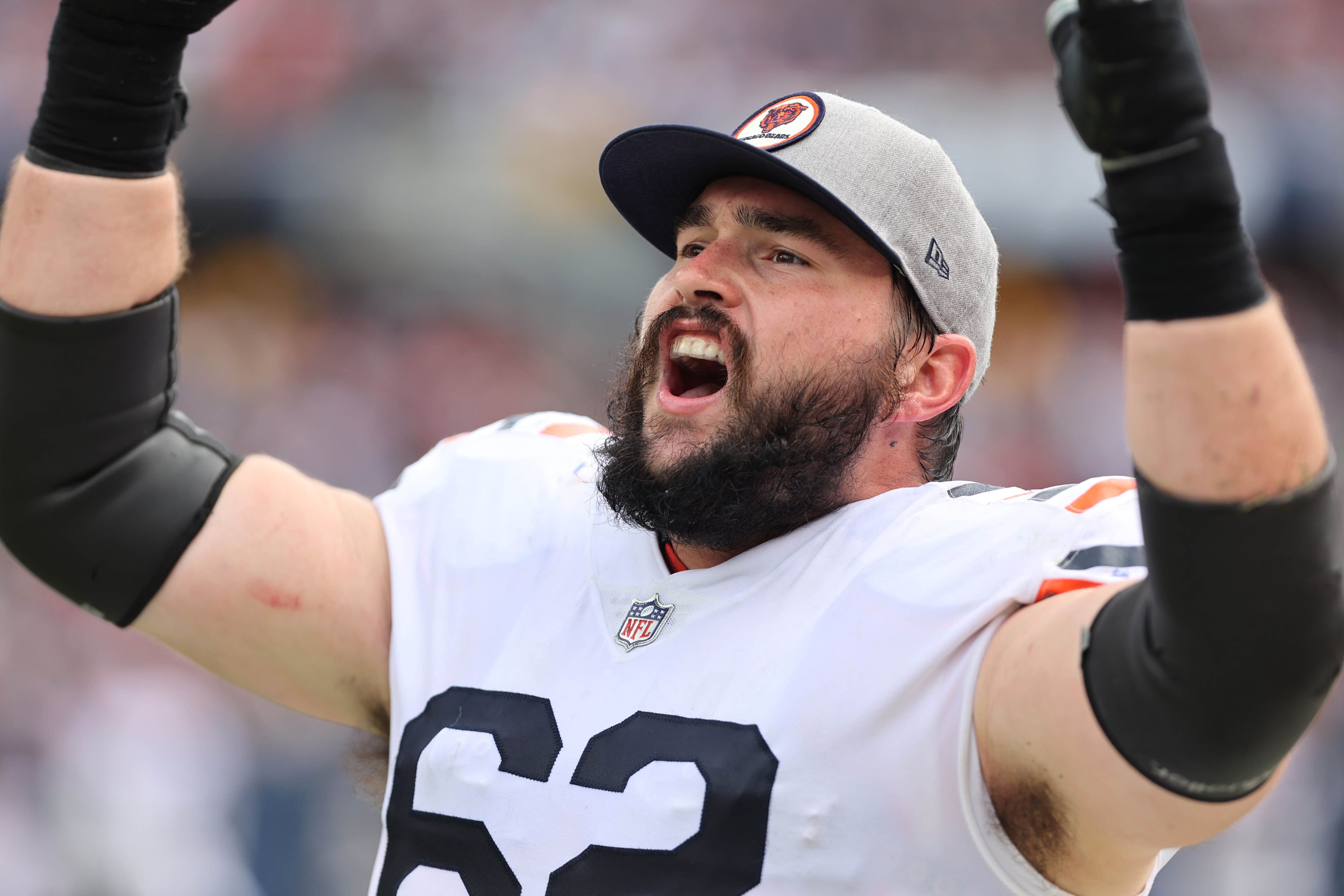 Chicago Bears: Will Lucas Patrick move from guard to center?