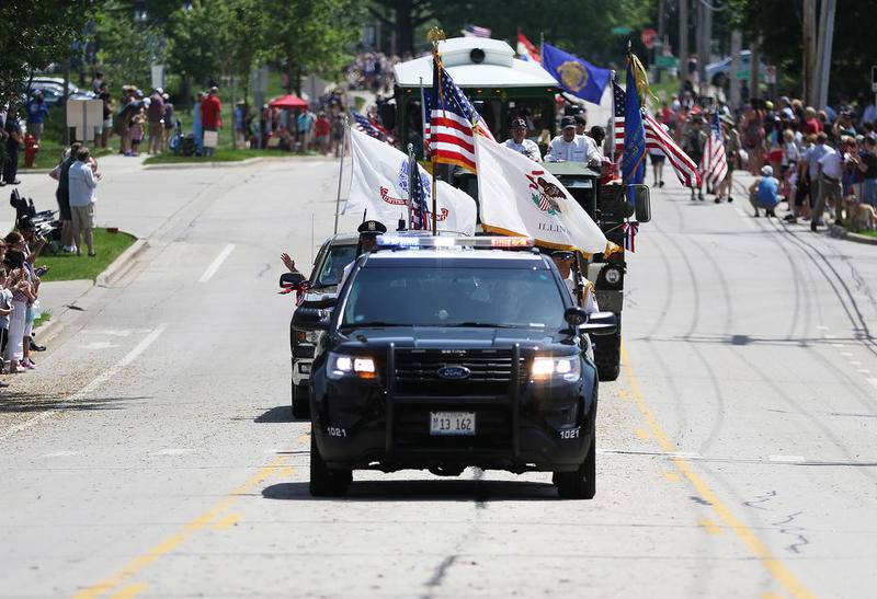 Crystal Lake Memorial Day parade, service draw crowd despite heat