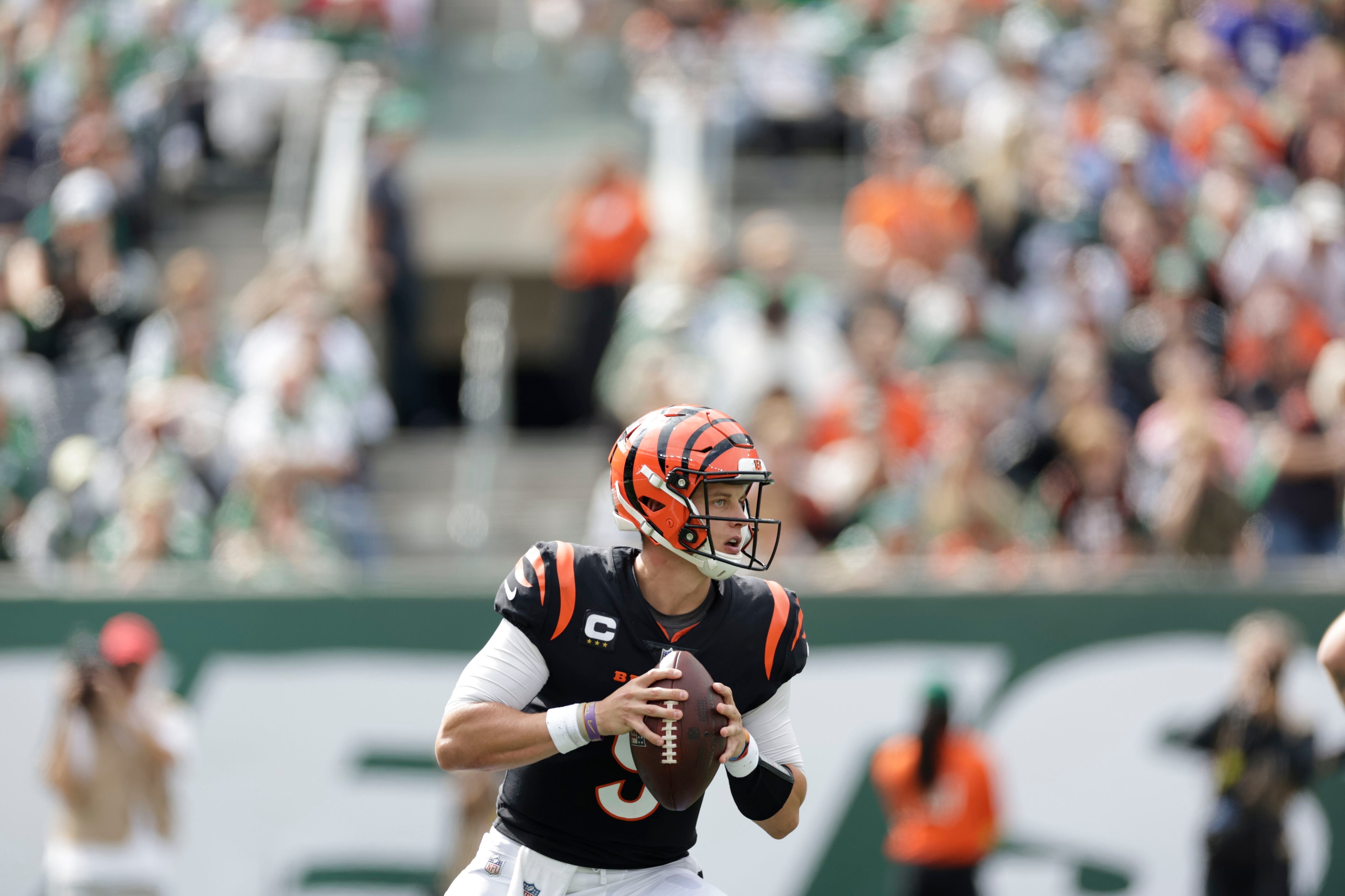 Joe Burrow player props odds, tips and betting trends for Week 3, Bengals  vs. Jets