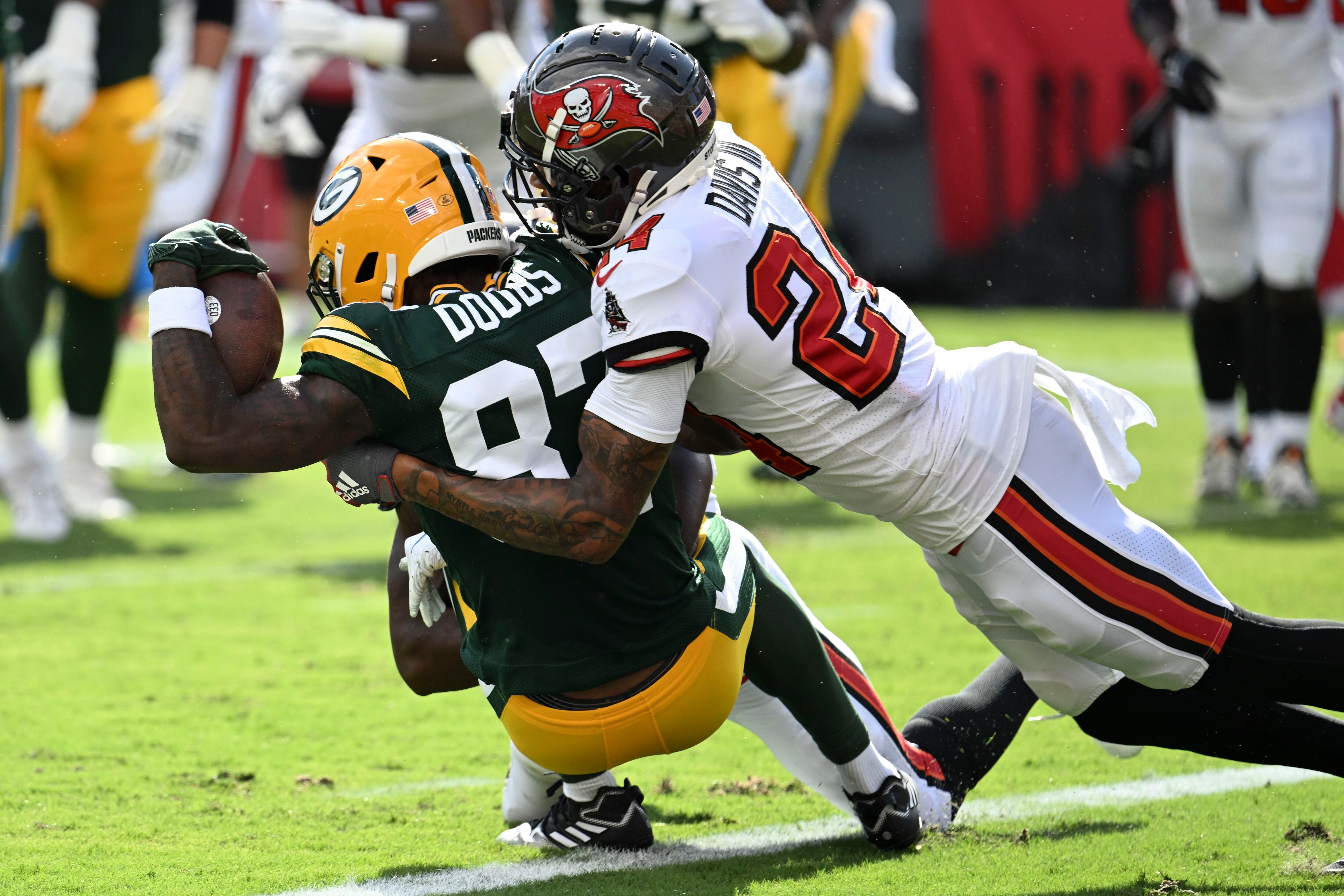 Receiving Player Props for Green Bay Packers vs. Miami Dolphins – NFL WR  Yards, TD Prop Bets Week 16