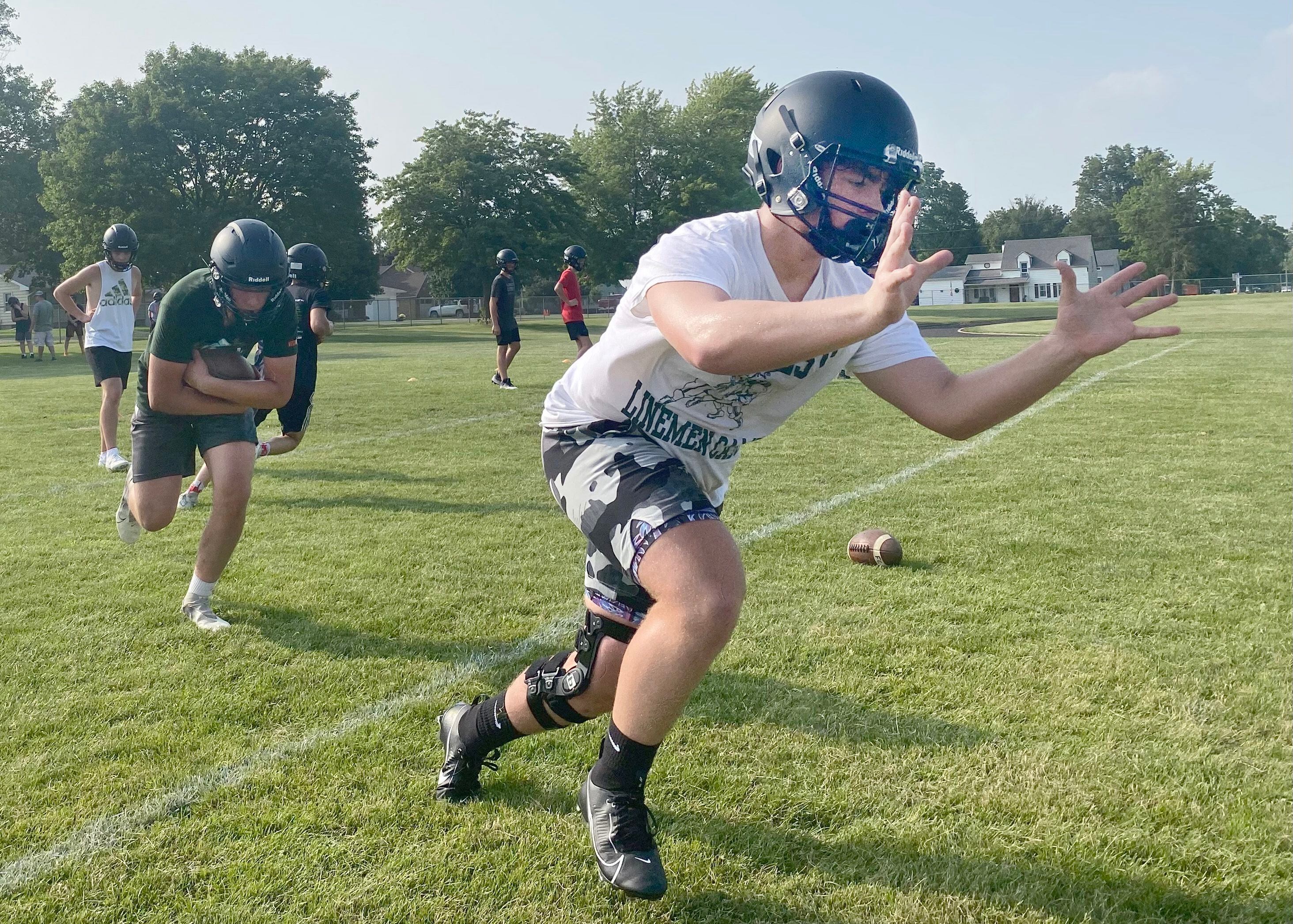 Chicago Bears Host Highland Park High School Football Team At Practice