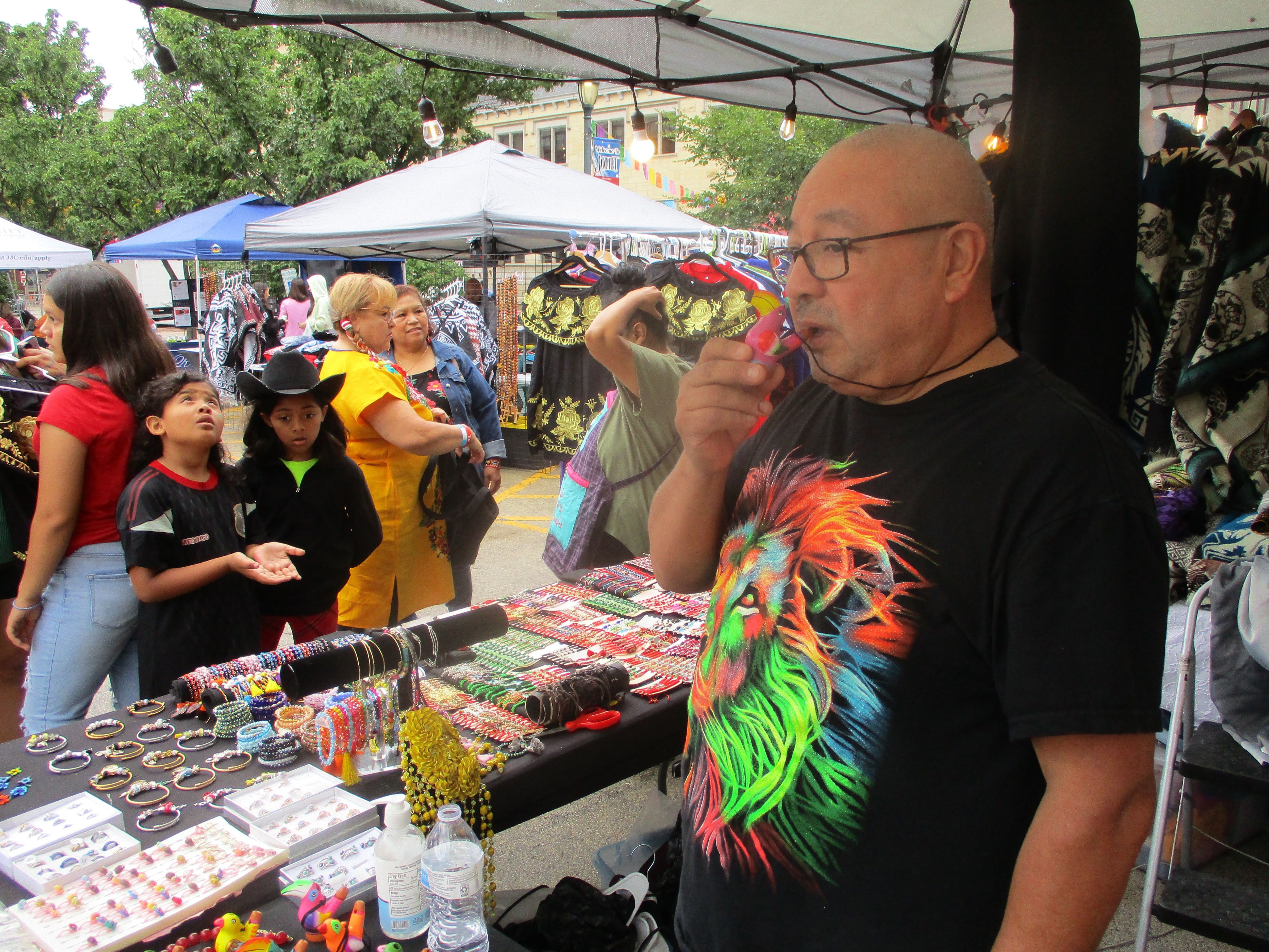 Joliet fiesta shares Mexican heritage – Shaw Local