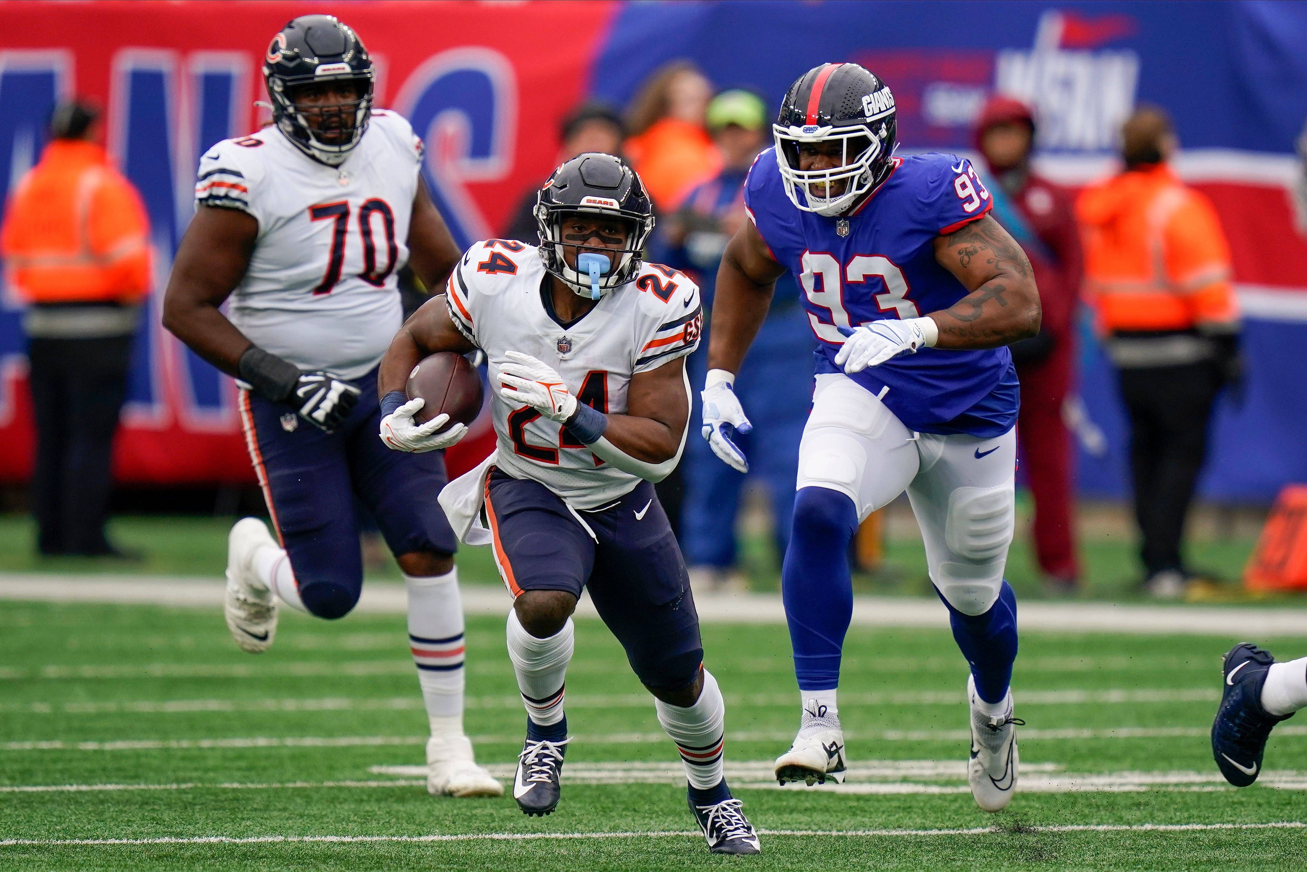 Projecting the Chicago Bears' depth chart following roster updates