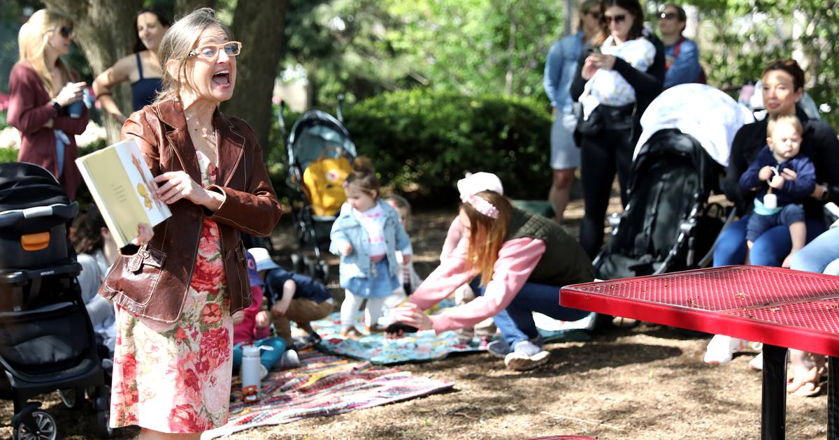 Photos Lilac Time at Lilacia Park in Lombard Shaw Local