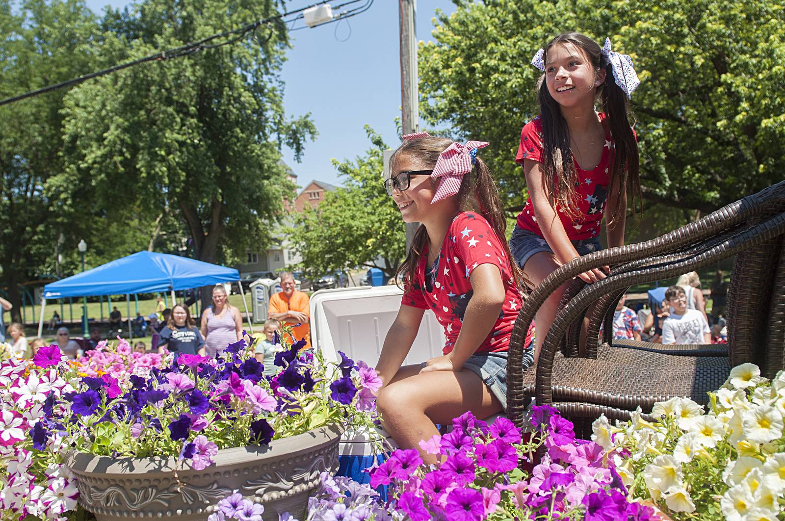 Photos Petunia Festival parade draws crowd to Dixon streets Shaw Local