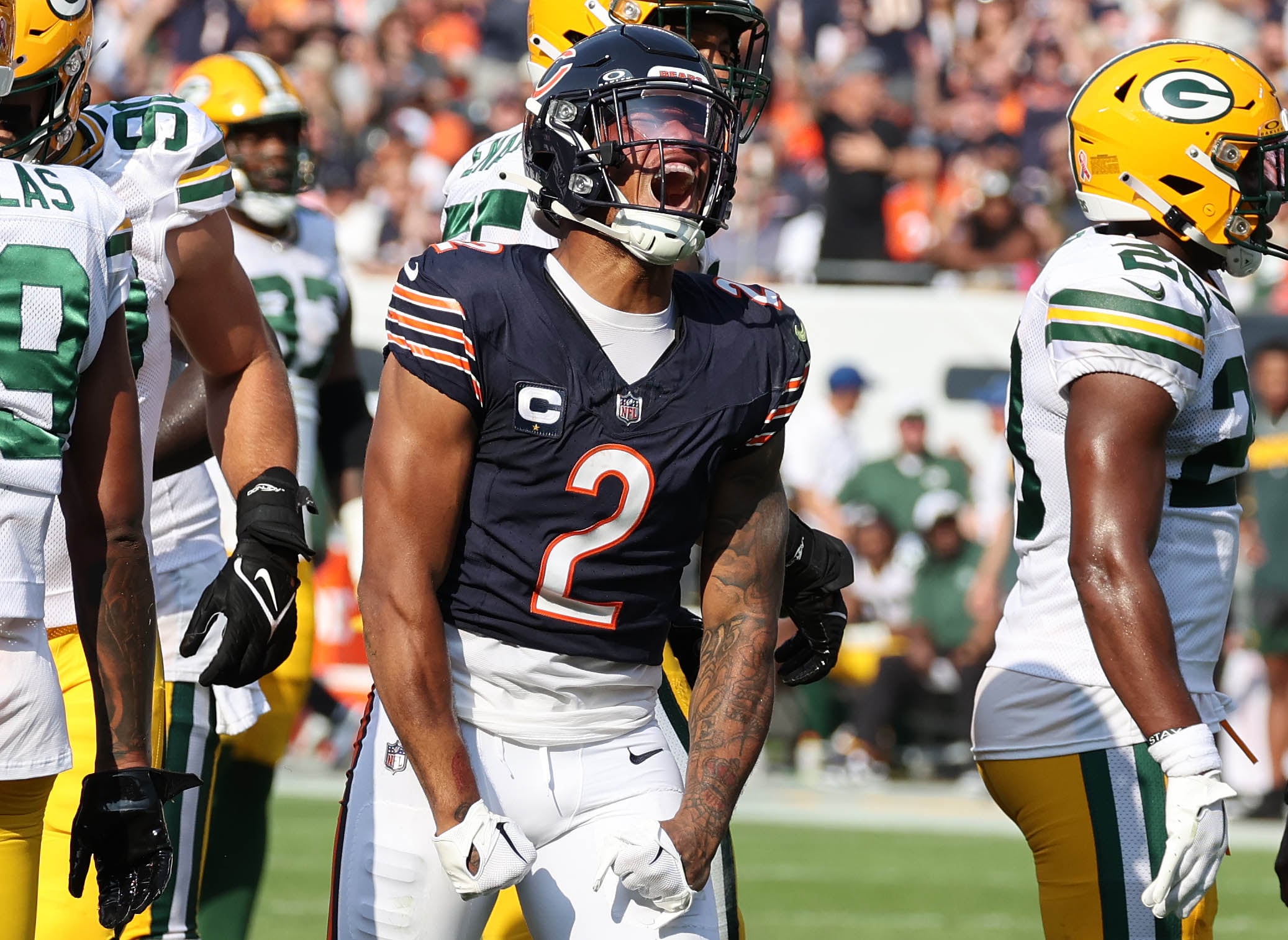 Chicago Bears sign DJ Moore to 4-year, $110 million contract extension, per report