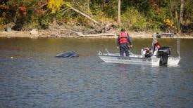 Man dies in watercraft crash Sunday on Fox River in McHenry 