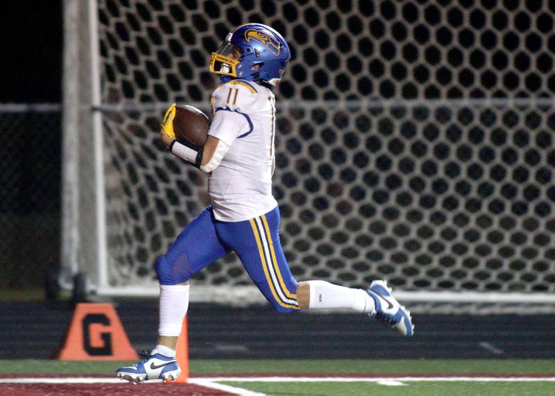 Johnsburg’s Ryan Franze scores a touchdown in varsity football action on Friday, Sept. 13, 2024, at Richmond-Burton High School in Richmond.