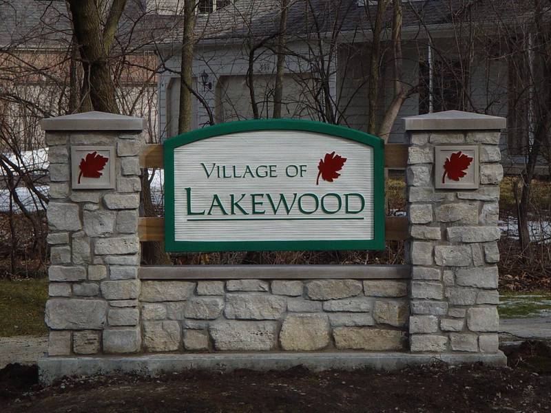 Village of Lakewood sign.