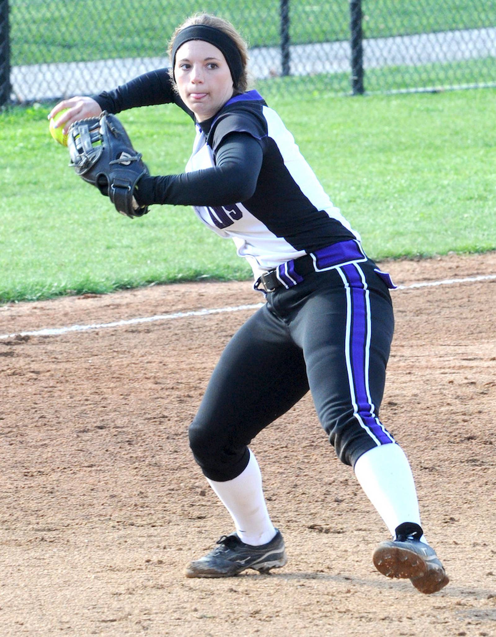 Benet, Downers Grove North, Downers Grove South eye downstate softball