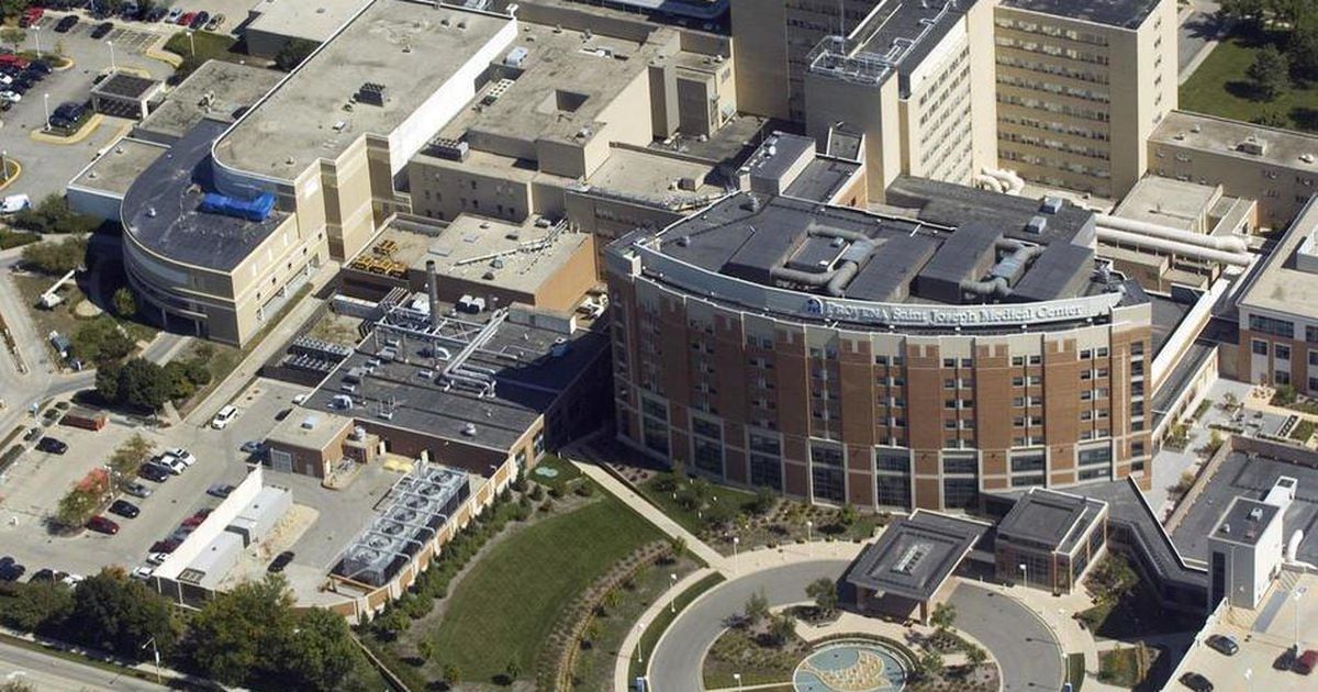 Nurses take strike vote at Presence Saint Joseph Medical Center in ...