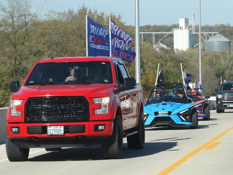 Photos: Trump Caravan drives through Illinois Valley towns