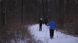 McHenry County Conservation District announces winter candlelight ski/hikes