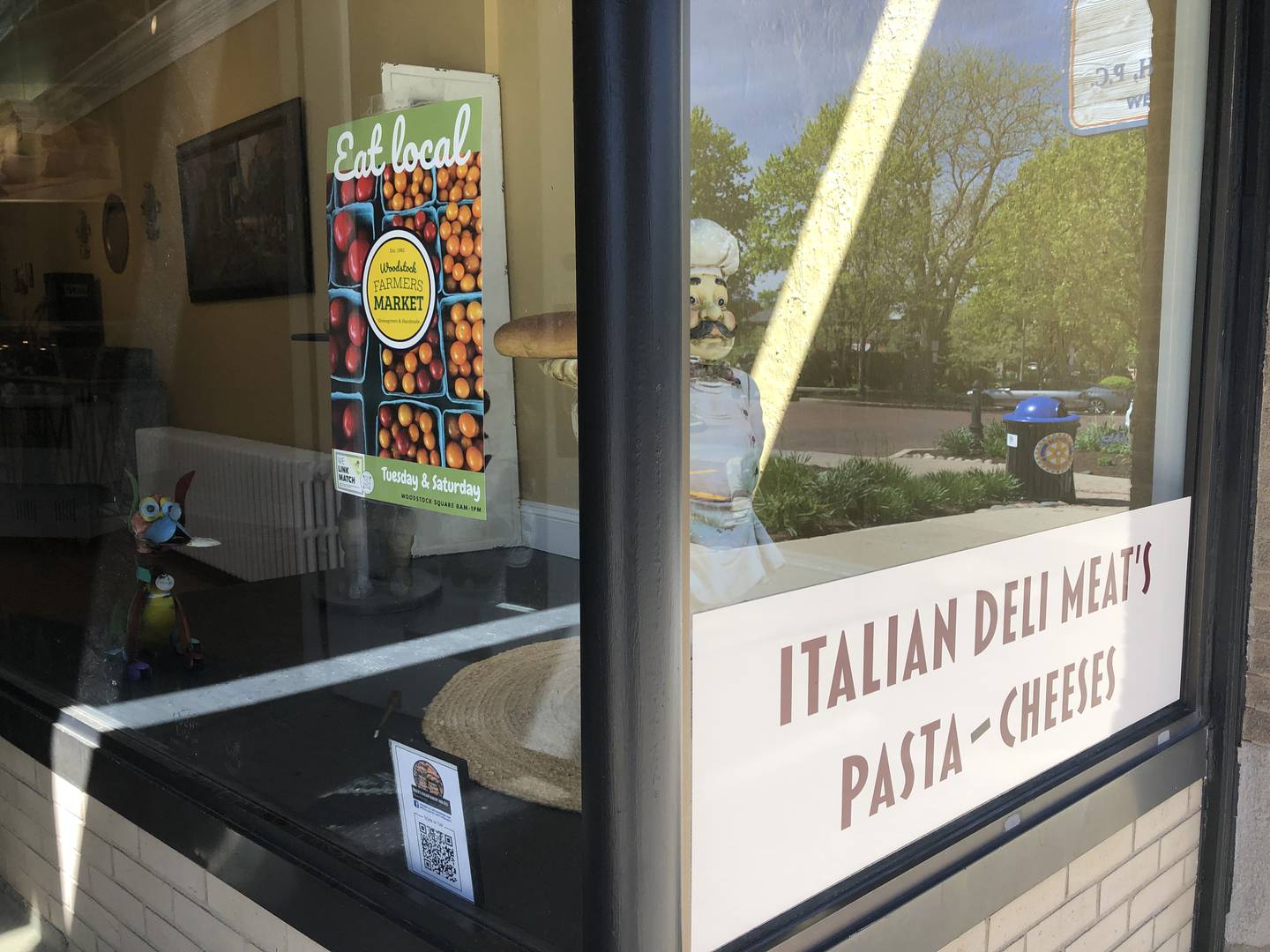 The front of Paulie's Italian Bakery and Deli  in Woodstock May 2, 2024.