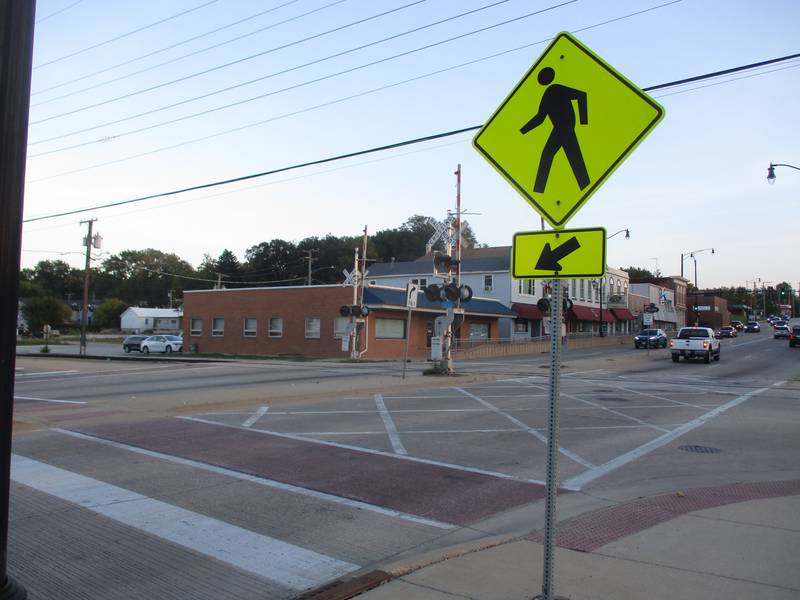 The intersection of Route 47 and Hydraulic Avenue in downtown Yorkville, looking to the southeast.