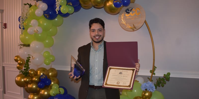 Sebastian Mireles, USF Donor Engagement and Giving Manager, accepted the SCC's 2024 Friendship Award in honor of USF on Thursday, March 7, at the SCC's annual fundraising dinner.