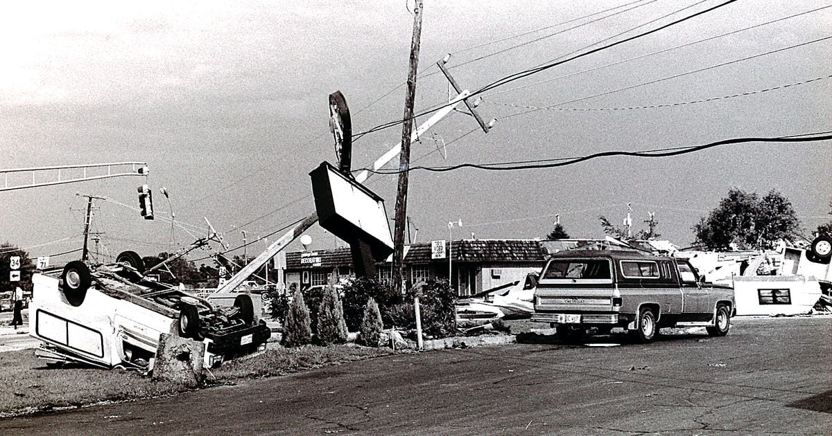 Oswego residents recall Plainfield tornado 25 years later – Shaw Local