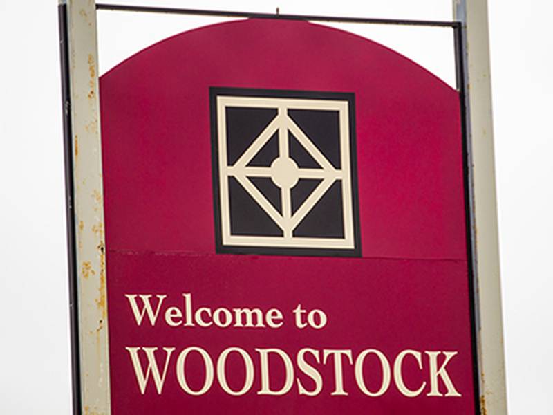 Entry sign for Woodstock, Illinois