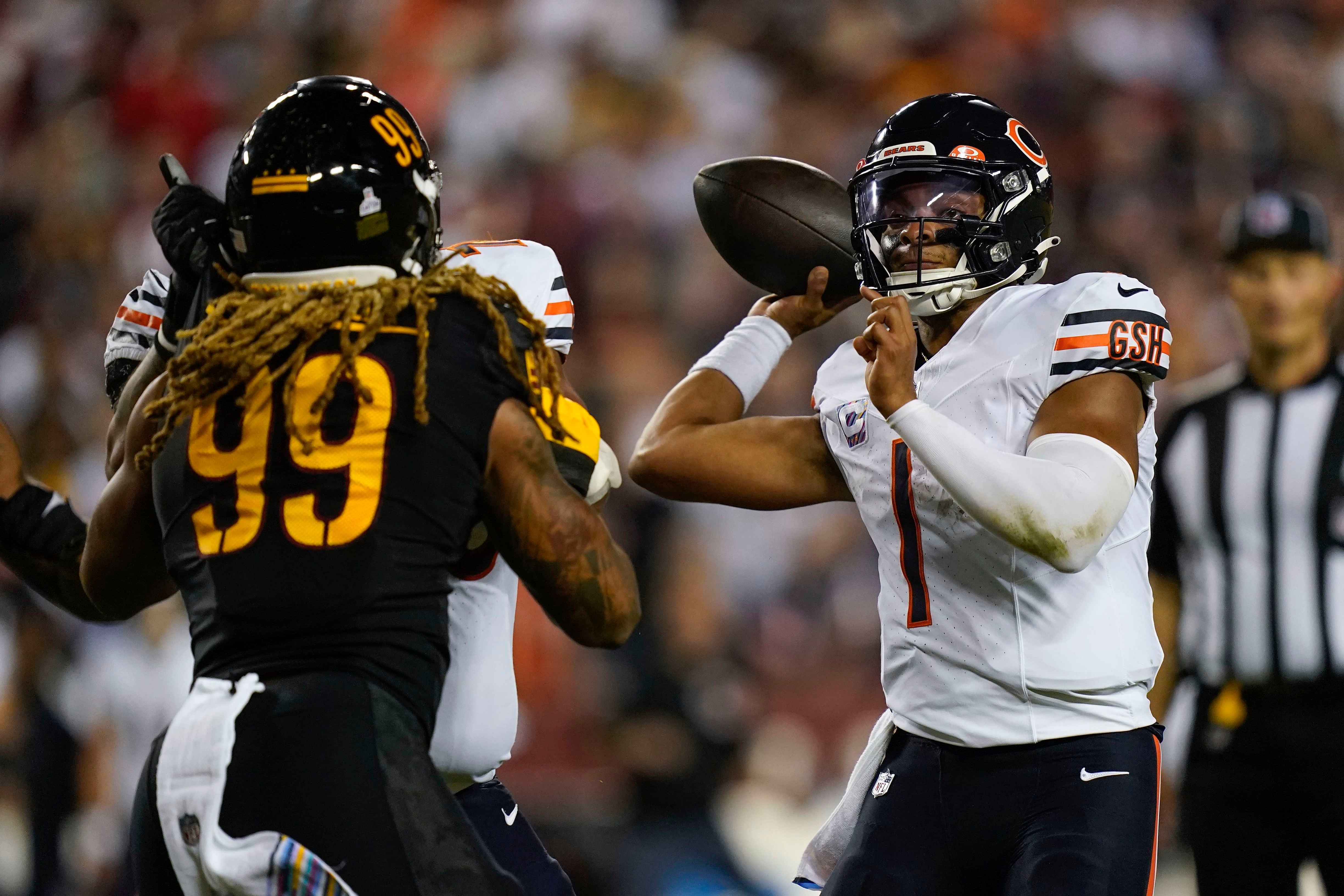 Justin Fields and the Bears' offense are looking to get creative against  the Commanders - CHGO