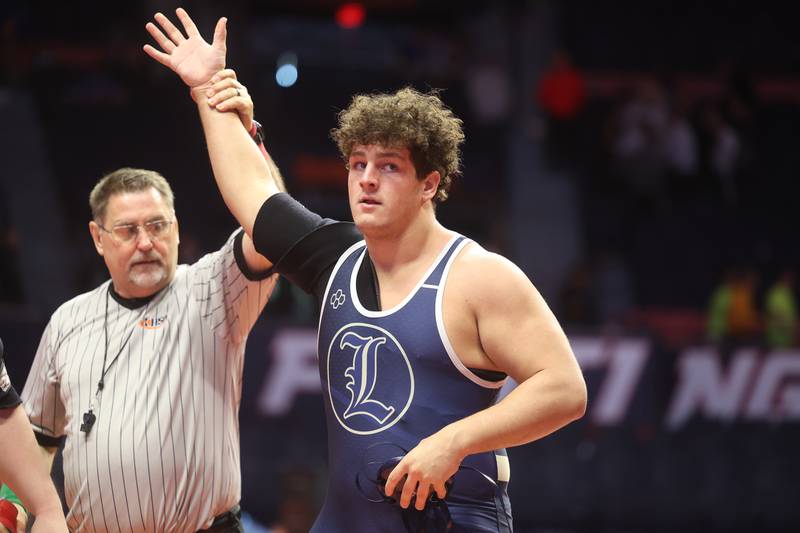 Lemont’s Alex Pasquale defeats Niles Notre Dame’s Scott Cook in the 285-pound Class 3A state 5th place match on Saturday, Feb. 17th, 2024 in Champaign.