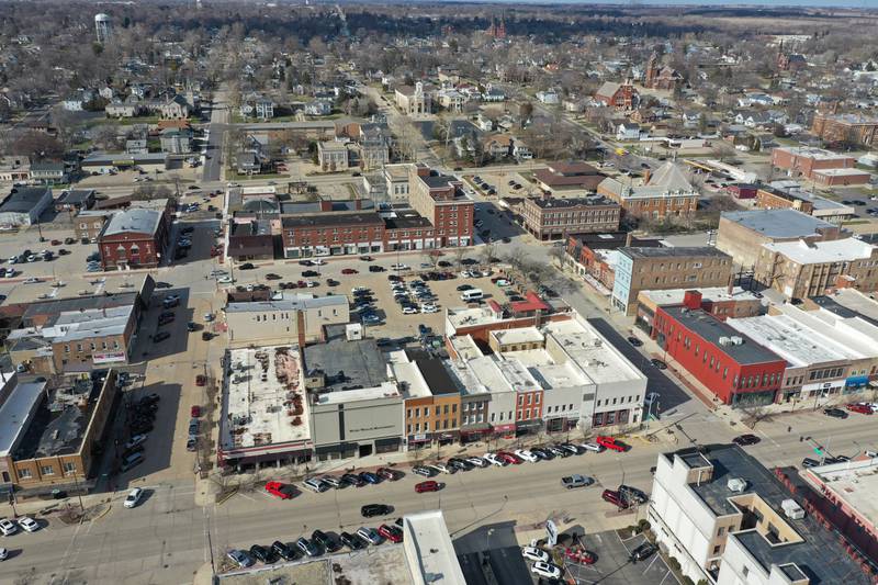 A long line of vehicles wait for carryout meals during the 24th annual spaghetti dinner on Monday, March 27, 2023 at Uptown.