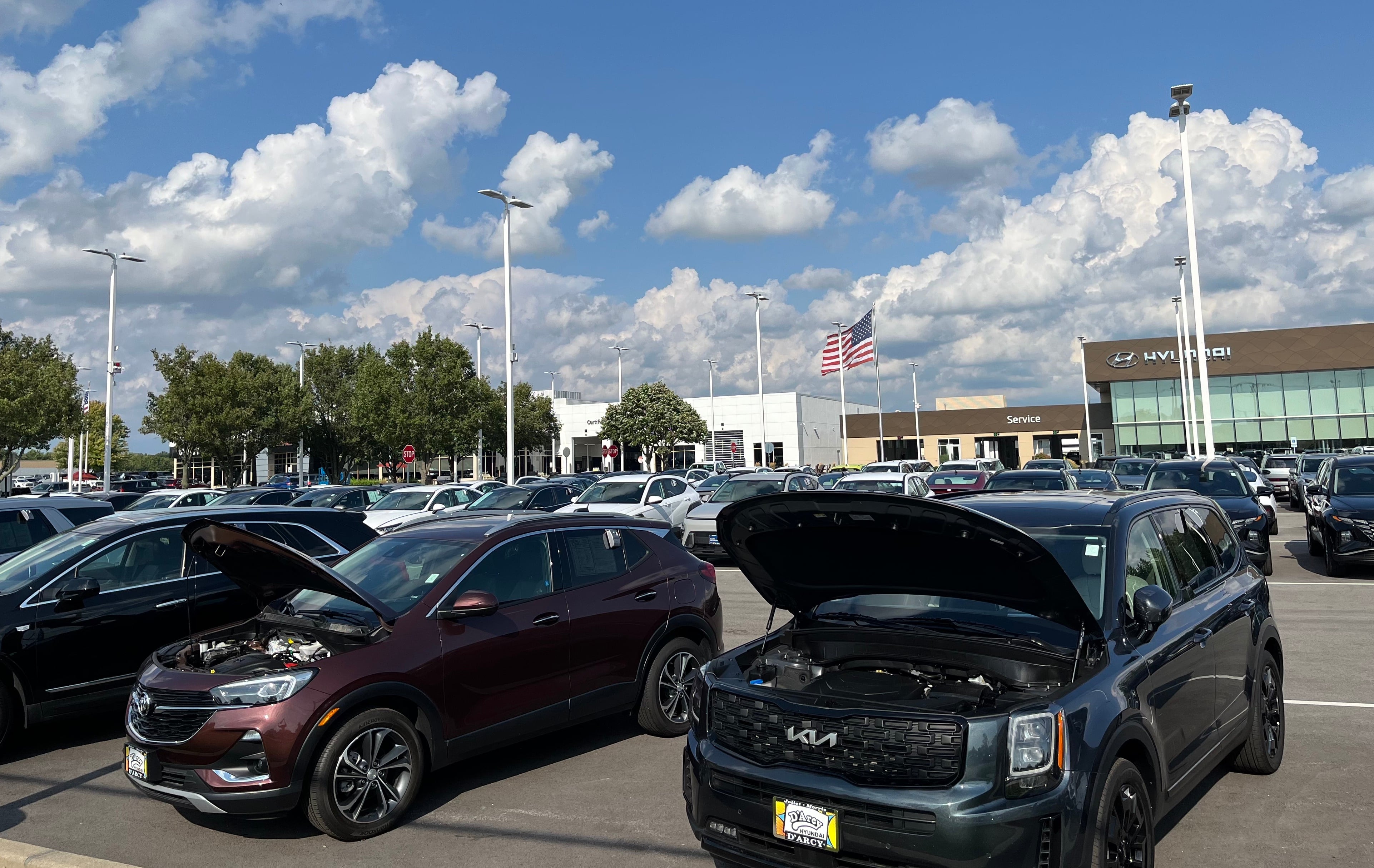 Vehicles at D’Arcy Hyundai in Joliet damaged in shooting 