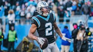 NFL free agency: Panthers sign DJ Moore to 4-year contract