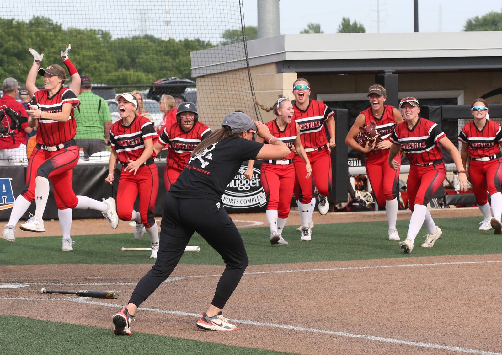 IHSA softball Live coverage, scores Yorkville vs. Marist Class 4A