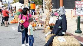 Off to see the Scarecrow Fest in the parks along the Fox River