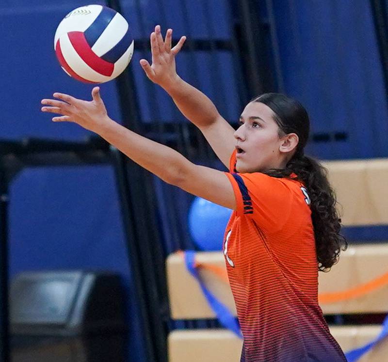 Romeoville's Lianna Ortiz (6) serves the ball against Oswego during a volleyball game at Oswego High School on Tuesday, Oct. 17, 2023.