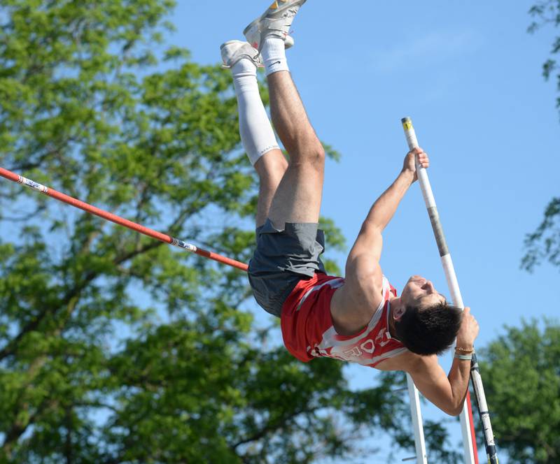 Oregon's Leo Cardenas starts his attempt to clear 3.85 meters (12' 7.5"" to finish first in the pole vault at the 1A Winnebago Sectional on Friday, May 17, 2024 in Winnebago. He will compete in the event at the state finals at Eastern Illinois University in Charleston next week.