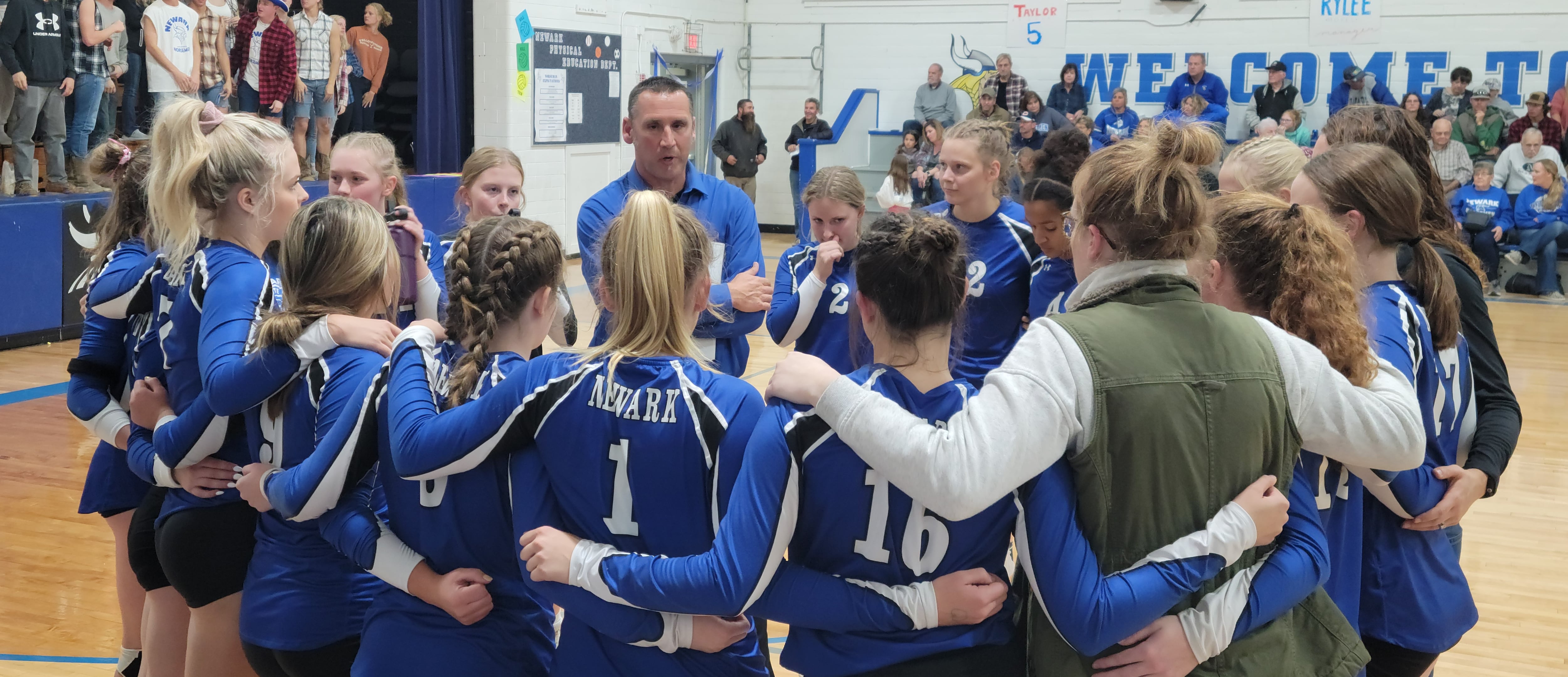 Girls volleyball: Newark tops Prairie Central in straight sets on senior night