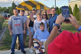 Photos: 2 veterans honored with Quilts of Valor in Oglesby