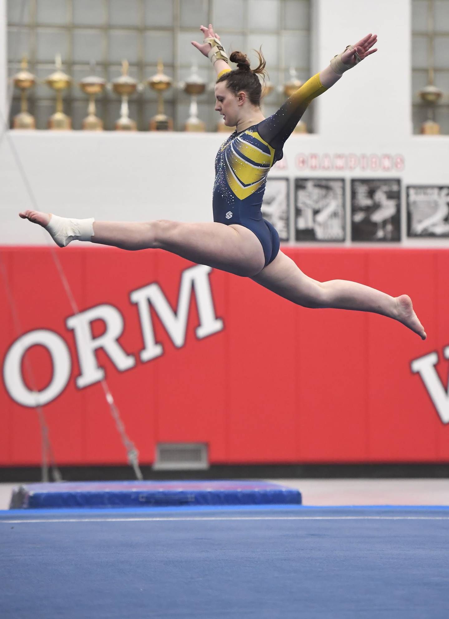 Lyons’s Emmy Bertucci on the floor exercise at the Hinsdale Central girls gymnastics sectional meet in Hinsdale on Monday, Feb. 5, 2024.