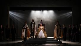 ‘The Audience’ pays royal salute to Queen Elizabeth II at Drury Lane Theatre in Oakbrook Terrace