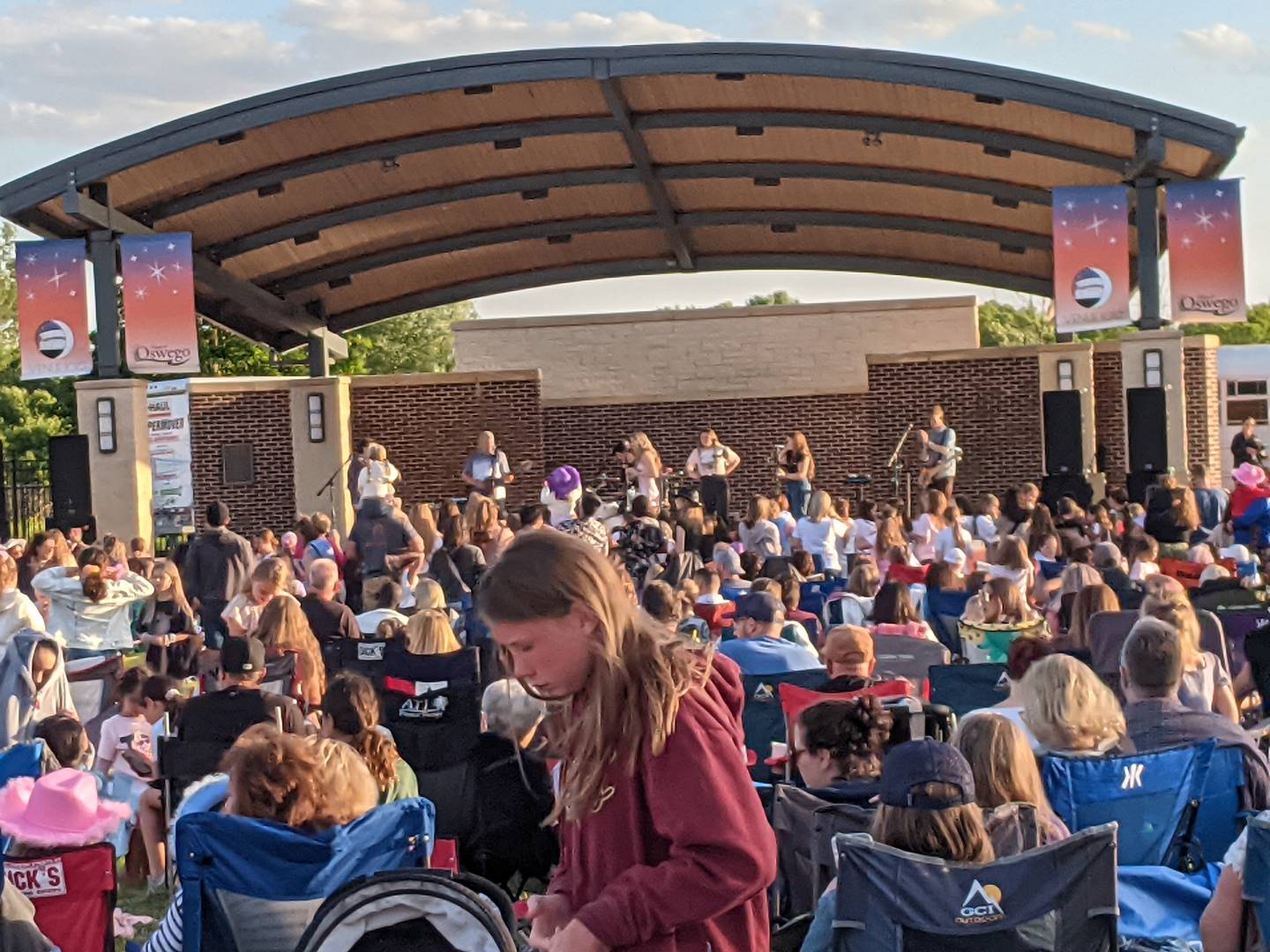 An estimated 3,500 people came to Venue 1012 to hear Sparks Fly – The Taylor Swift Experience. The band helped kick off the third full season of summer fun at the village of Oswego’s outdoor amphitheater, Venue 1012.