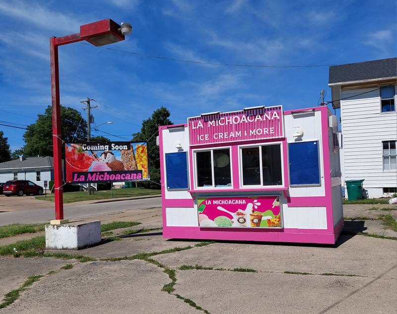A La Michoacana “mini” store soon will open in Streator, the business said on its Facebook page.