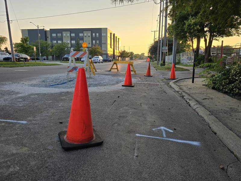 The 200 block of West Jefferson Street in Ottawa will be closed beginning at 7 a.m. Wednesday, Aug. 28, to all westbound traffic and parking from La Salle to Clinton streets.