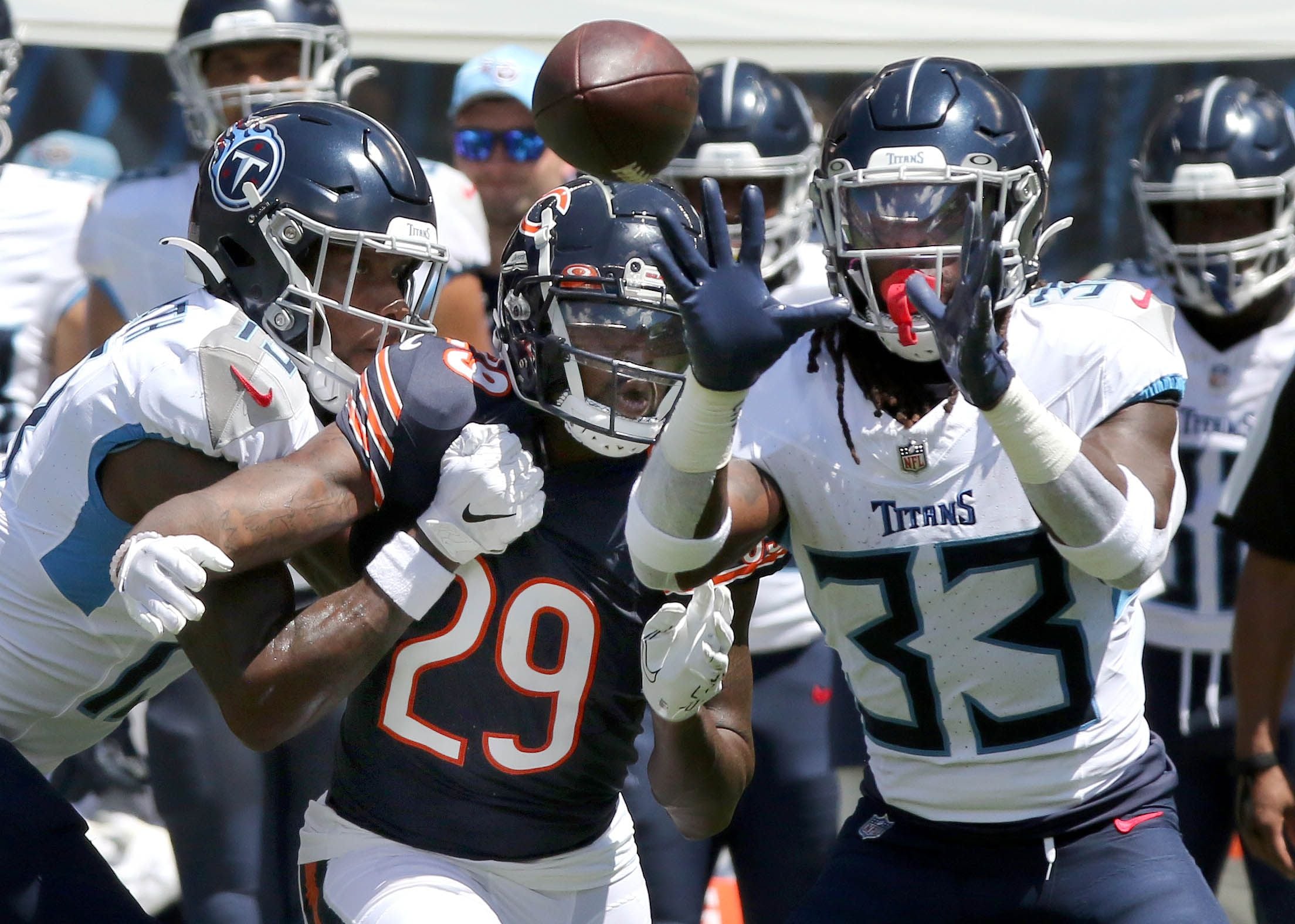 Bears defense mustered 8 sacks in preseason win vs. Titans