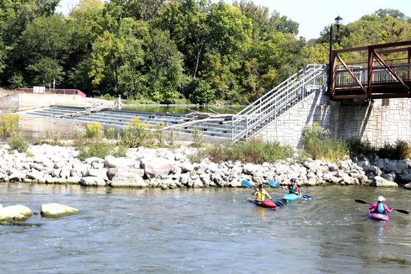 While other Fox River dams face removal, Yorkville's dam's uniqueness has it staying put