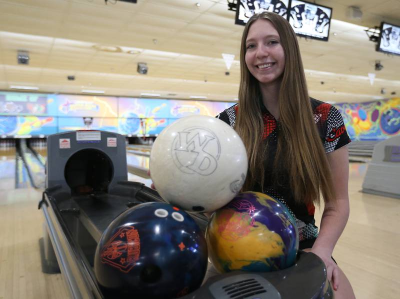 La Salle-Peru's Olivia Weber is the 2023-2024 girls bowler of the year.