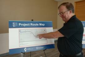 IDOT hosts information session on Chicago-Rockford rail service plan