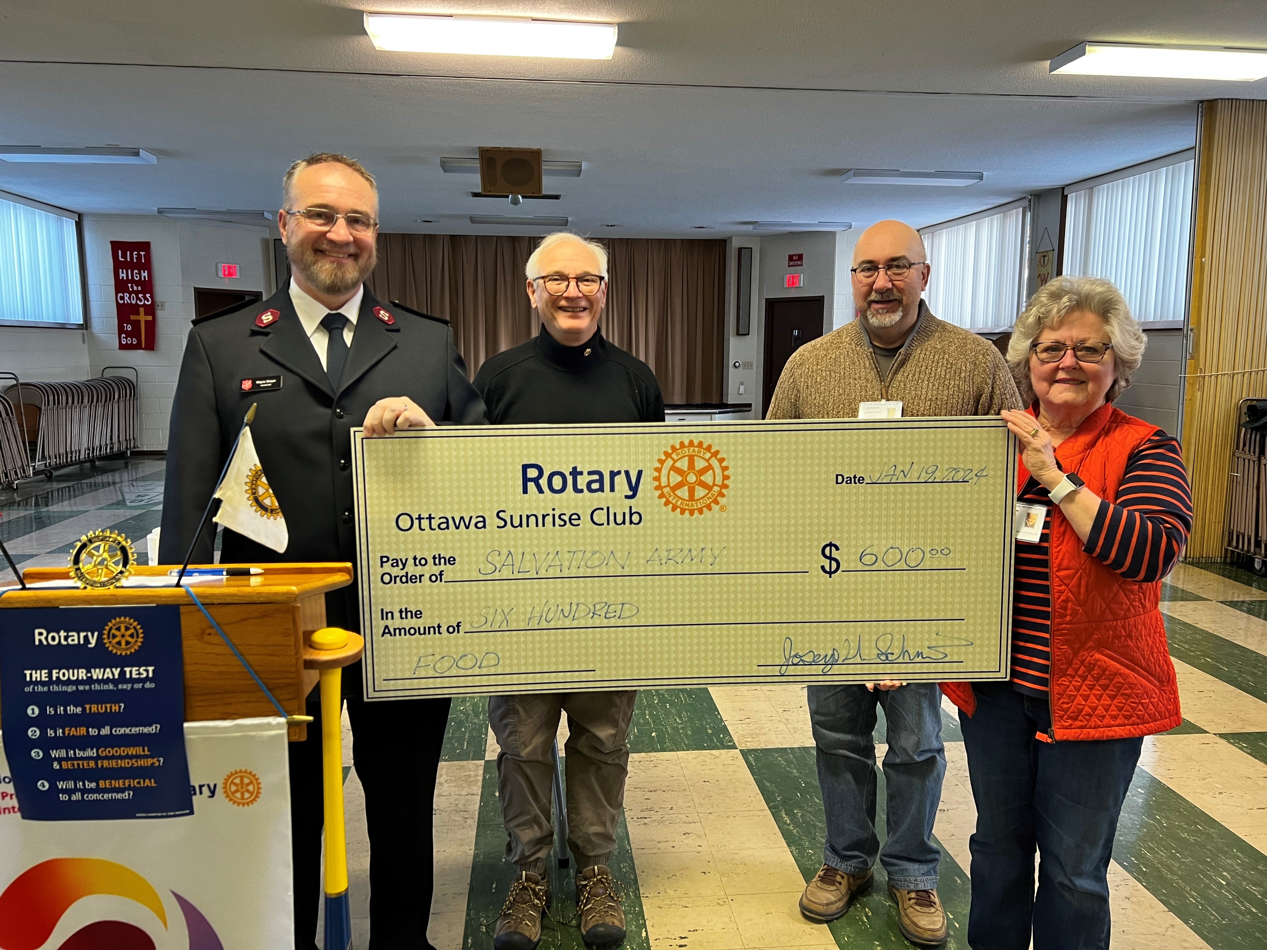 Ottawa Rotary clubs contribute to district-wide goal to help pantries