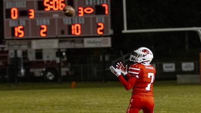 Streator seniors come through for senior-night win over Reed-Custer