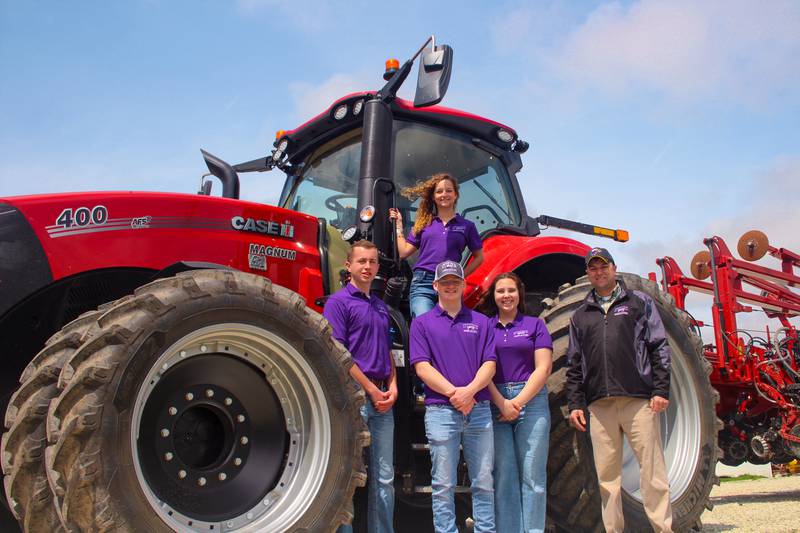 Illinois Valley Community College’s annual Agriculture Job and Internship Fair is a chance to explore careers and job and internship prospects. The event runs from 9 a.m. to noon on Thursday, Nov. 9, in CTC 124-125.