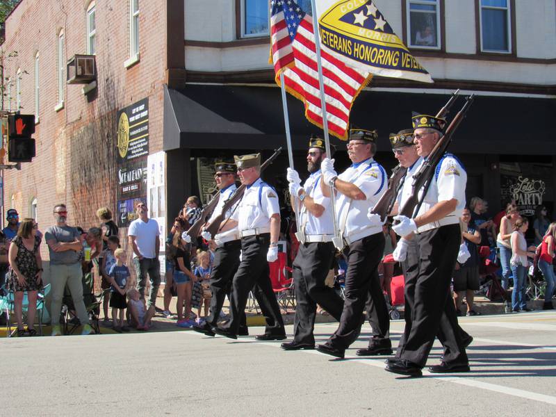 Photos The Grundy County Corn Festival Parade makes its way down