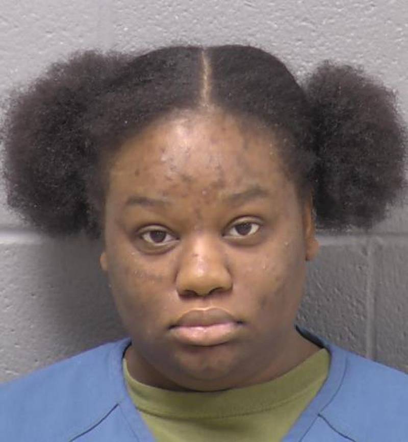 Shanquilla Garvey, 30, of Joliet,