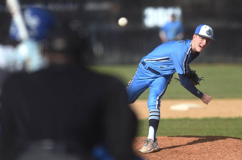 Lake Park pitcher Bryan Bergman throws to a St. Charles North batter during Friday’s baseball game in St. Charles.