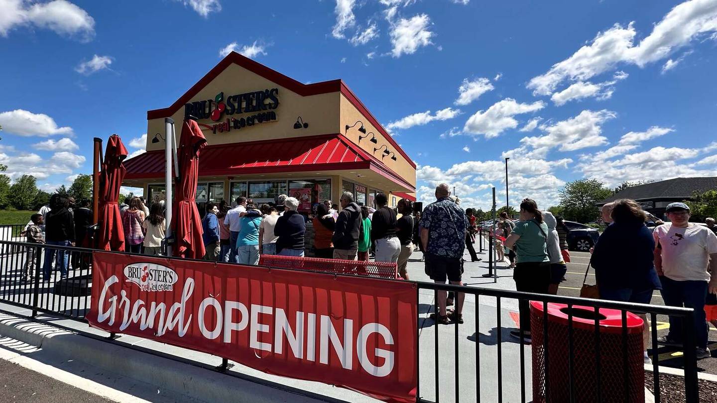 Bruster’s has opened its first Illinois location in Aurora.